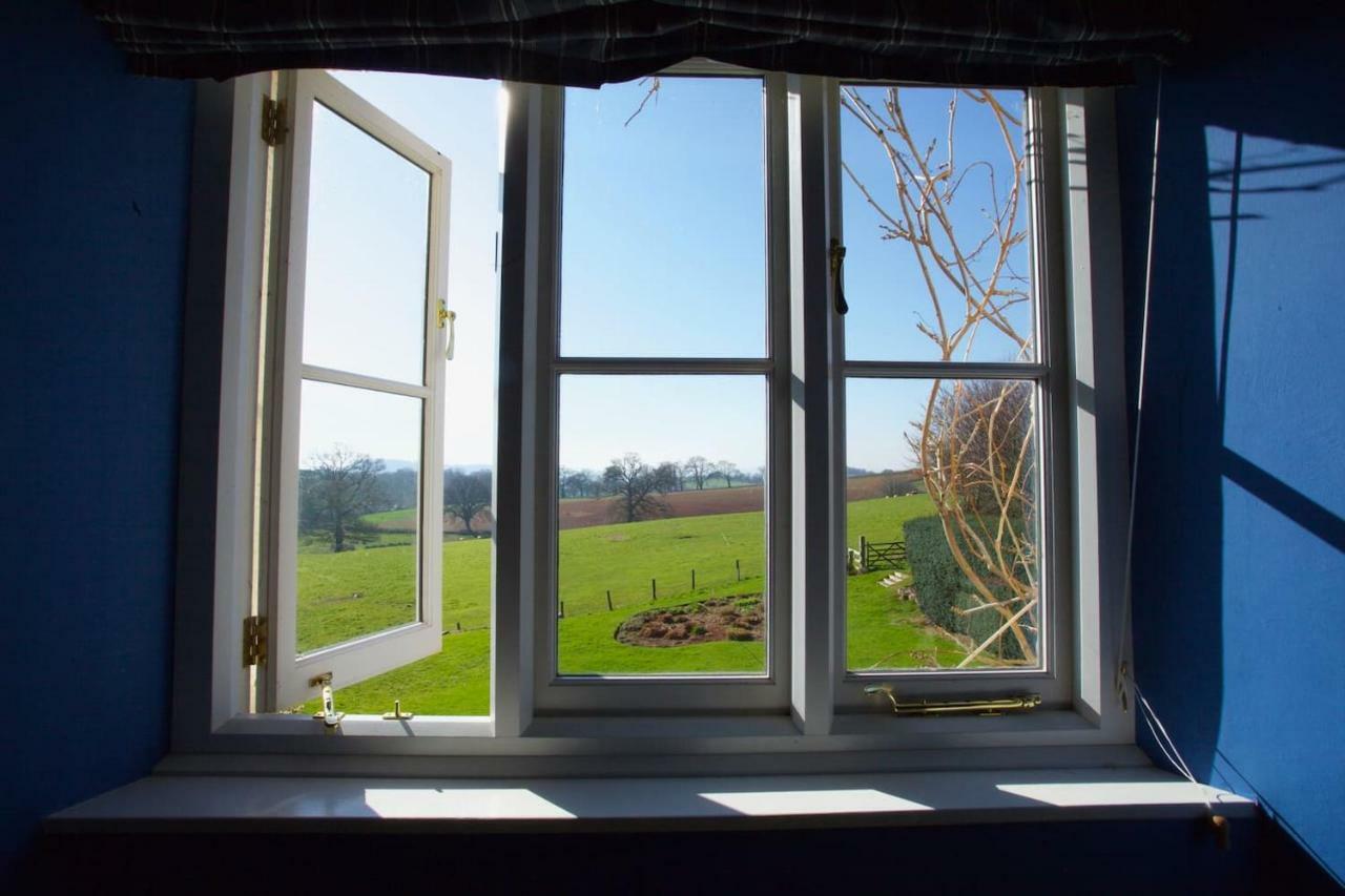 Beautiful Devon Farmhouse Apartment Exeter Exterior photo